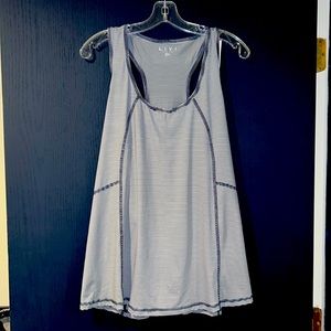 LIVI Wicking Scoop-Neck Racerback Tank - 18/20 - 🥂 sale!